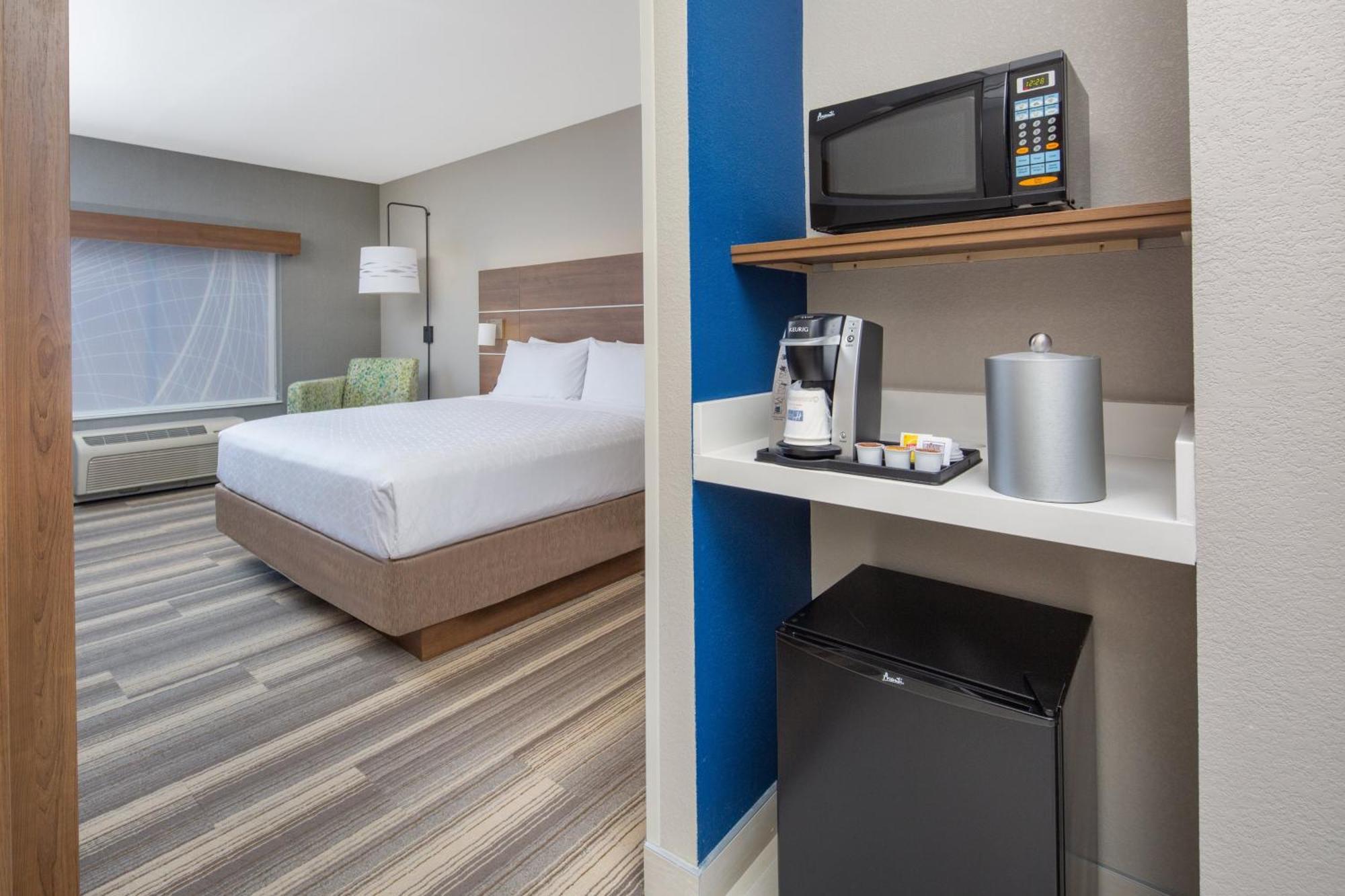 King Room Mobility Access or Hearing Accessible